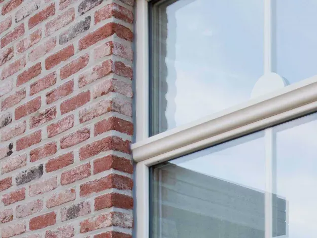 Retrolux pvc-raam met profielen in landelijke stijl